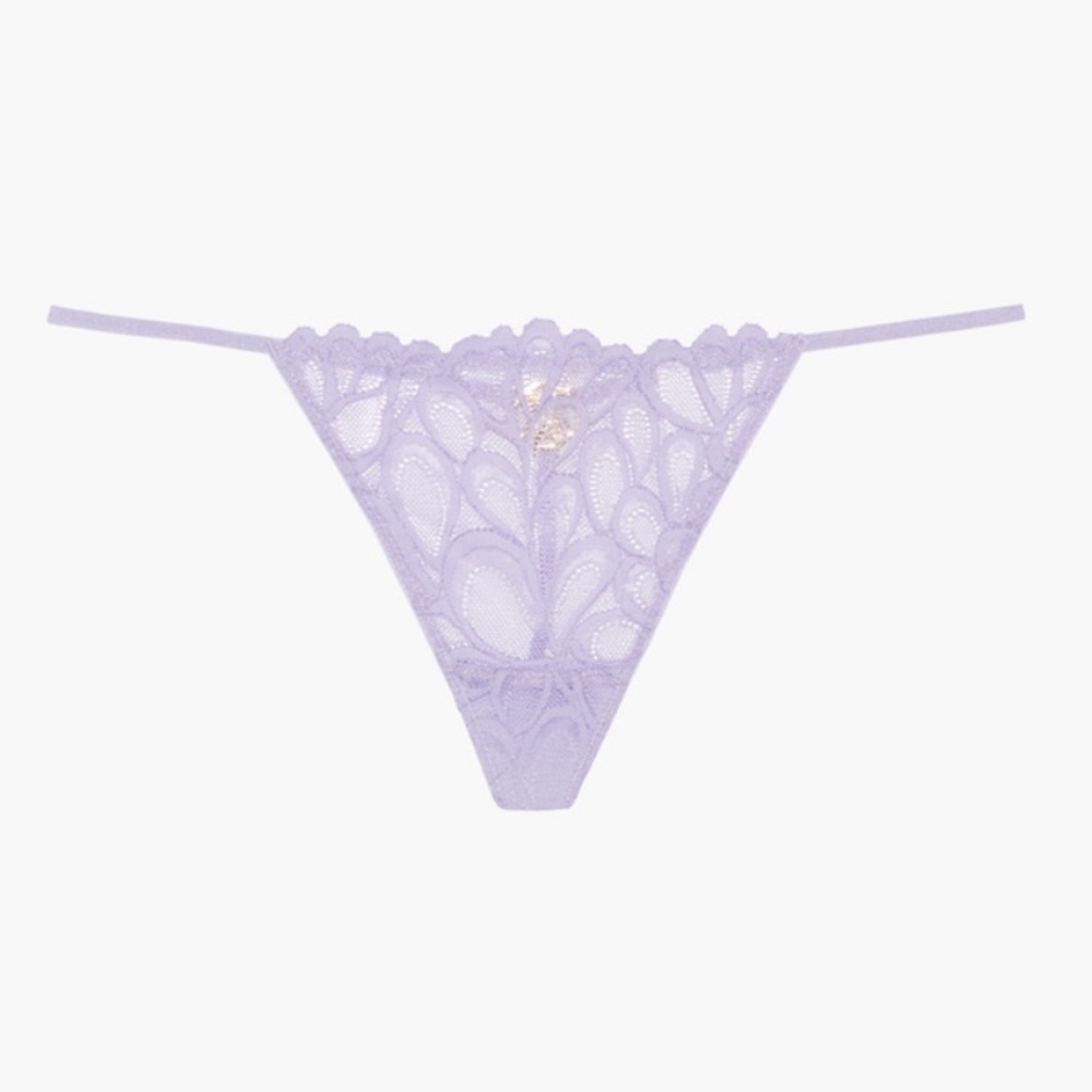 NWT Savage Not Sorry Lace String Thong